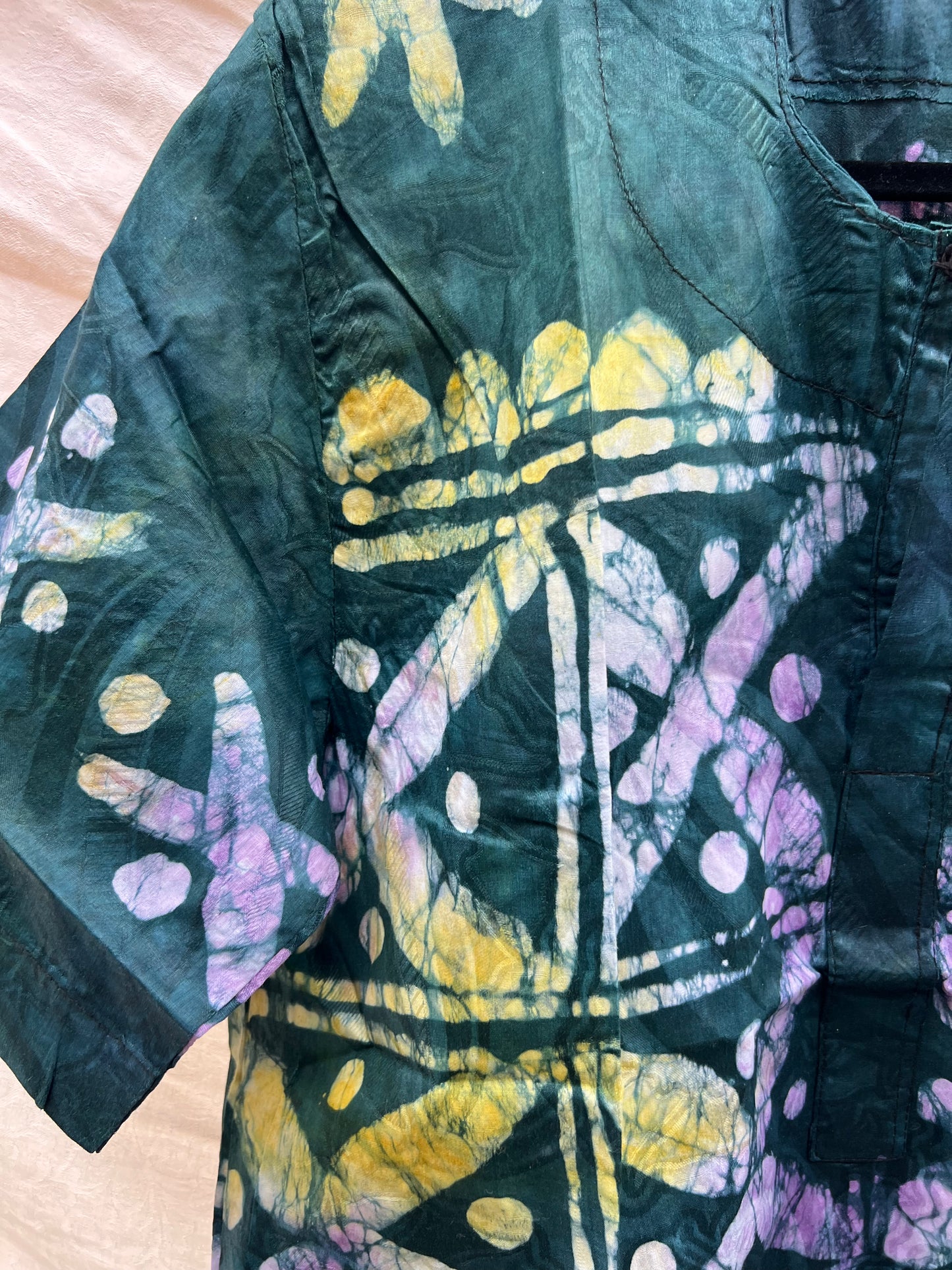 Yeye’s Indigo Unisex Top