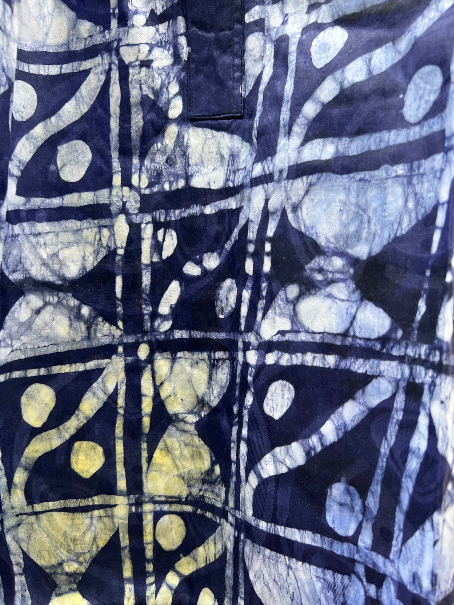 Yeye’s Indigo Unisex Top