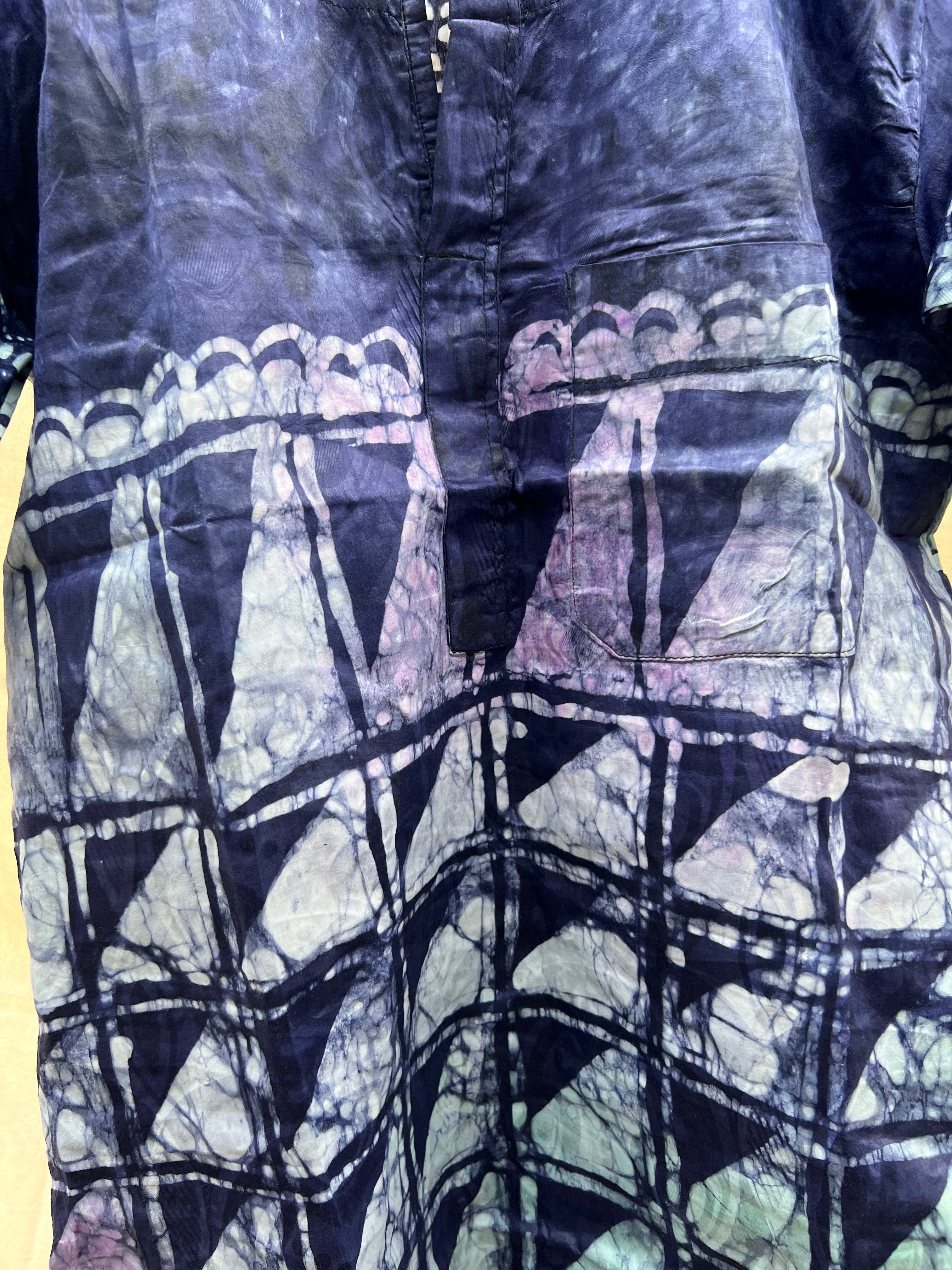 Yeye’s Indigo Unisex Top