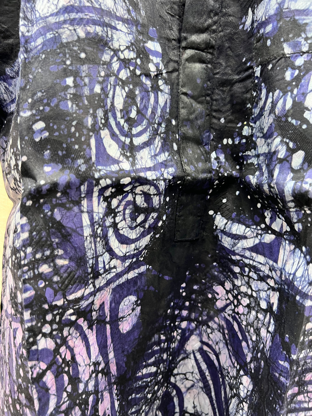 Yeye’s Indigo Unisex Top
