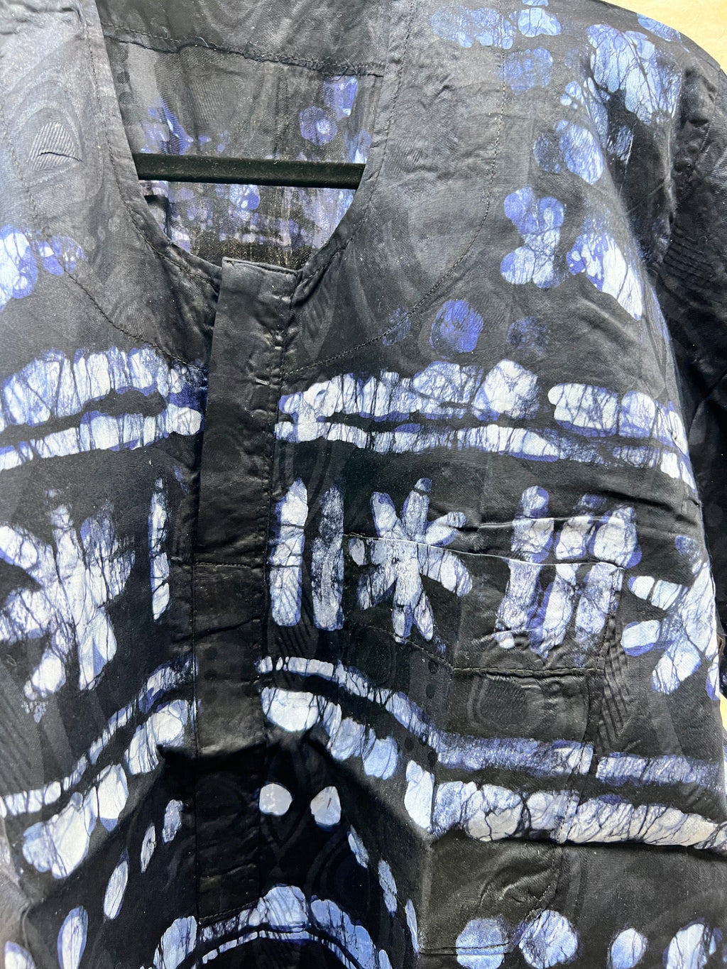 Yeye’s Indigo Unisex Top